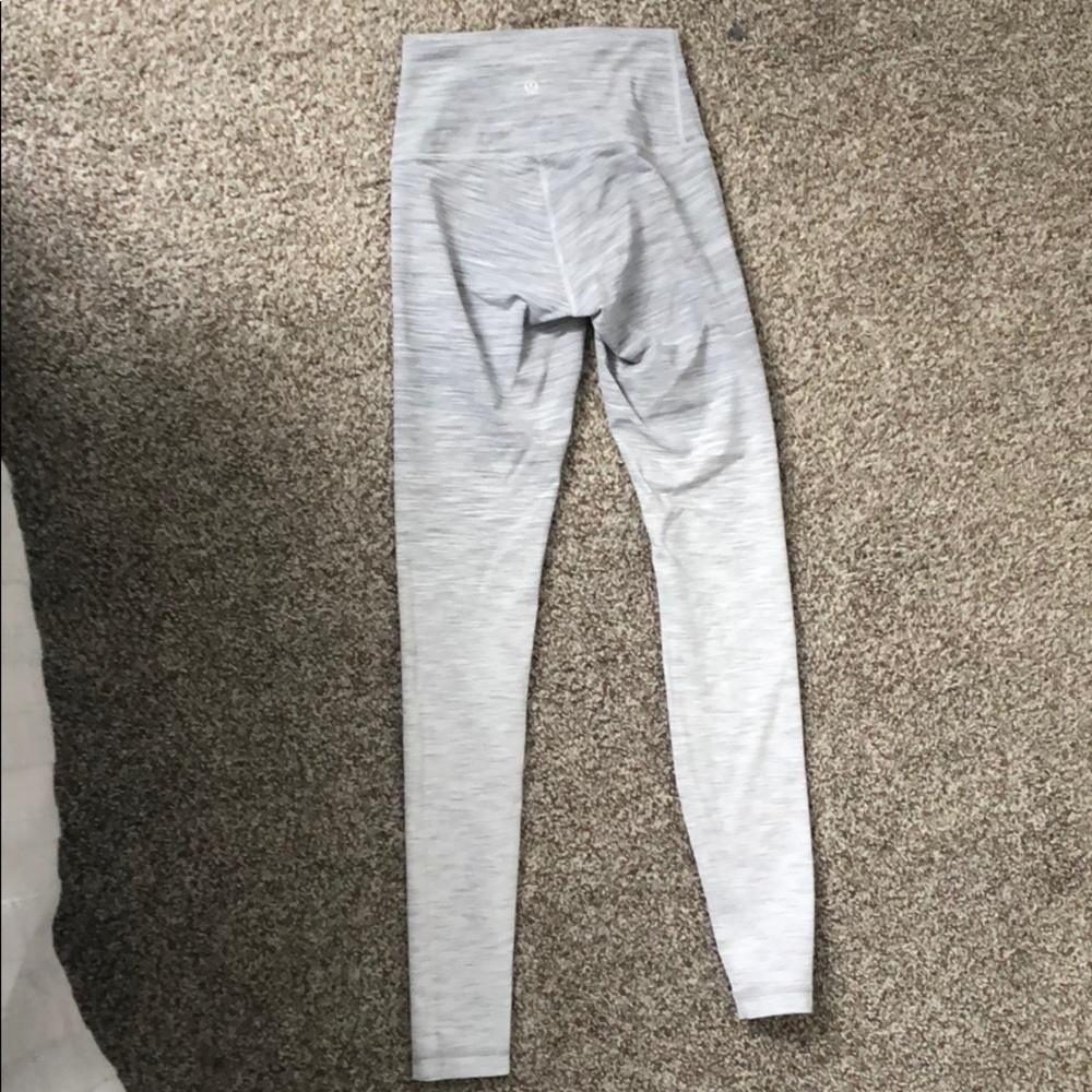 Lululemon Wunder Under Luon 28" Ombre white size 2